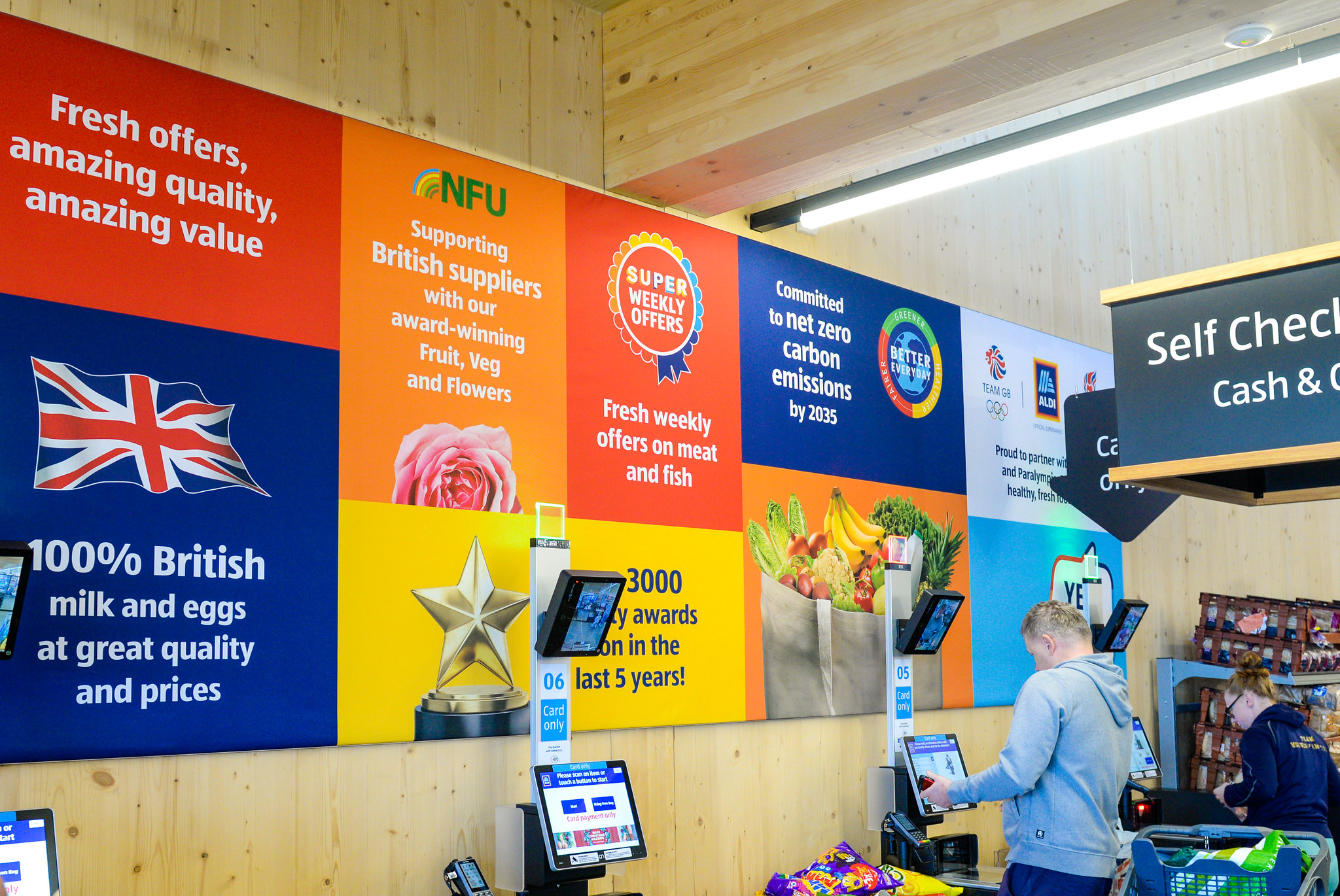 Wall graphics with Aldi's sustainable missions
